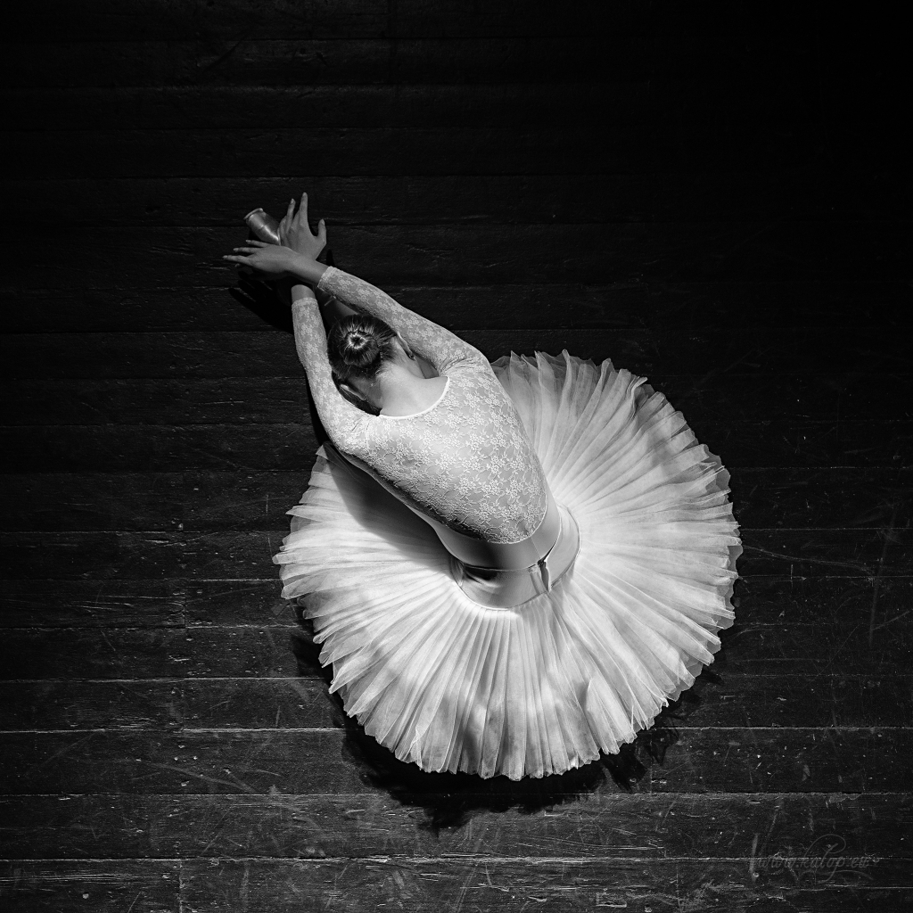 Ballet Moods in B&W